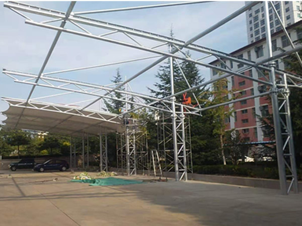 煙臺(tái)方圓集團(tuán)膜結(jié)構(gòu)車棚